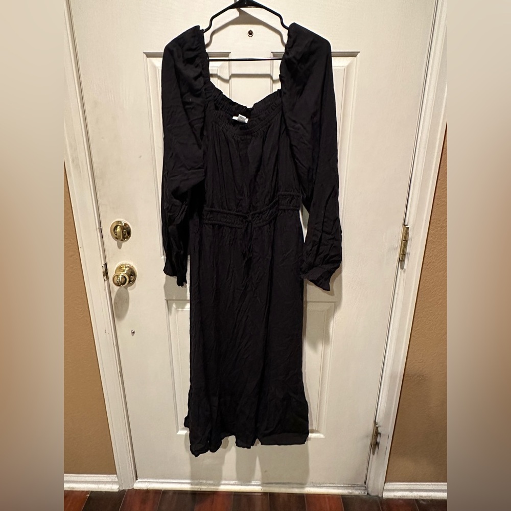 Ava & Viv black long sleeve maxi dress